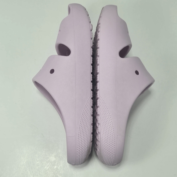Crocs Classic Unisex Sandal Slides In Hydrangea Colorway Size Women's 6 Men's 4 - Picture 7 of 11